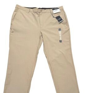 NWT Jos. A. Bank Traveler Tailored Golf Chino Pants - Khaki